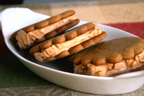 pumpkingingerbreadsandwich